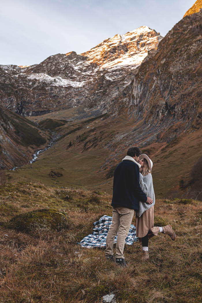 Video creative Collage nature montagne couple