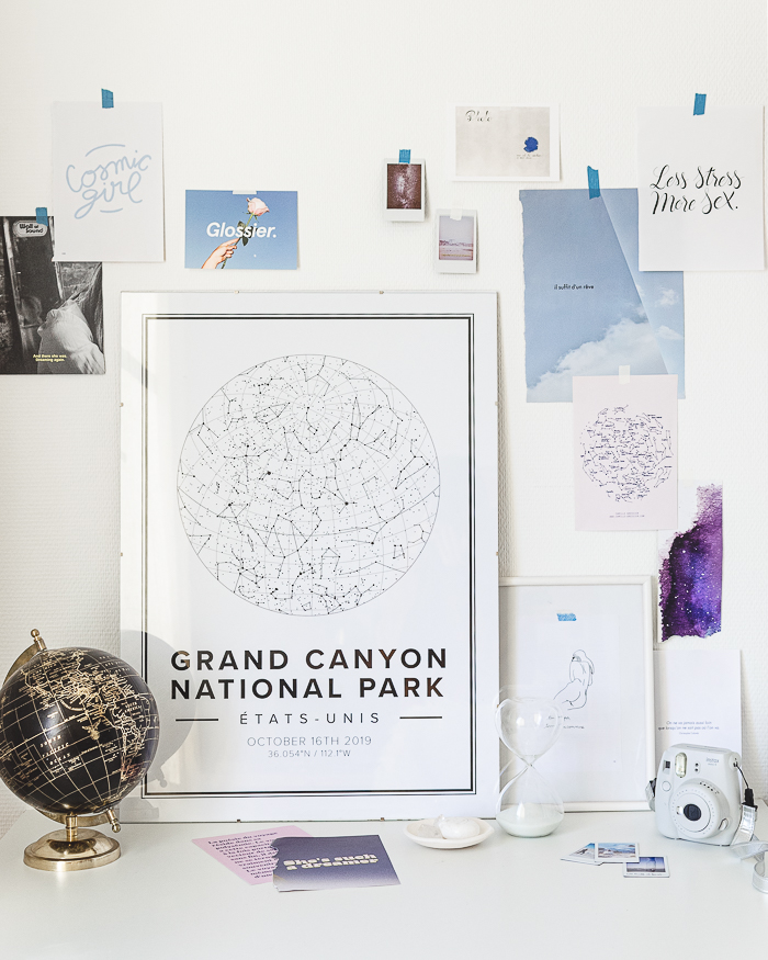 Moodboard avec les affiches "carte du ciel" de la marque Mapiful.